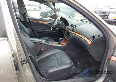 2005 Mercedes-Benz E 320 from USA, damaged, VIN WDBUF65J55A641231